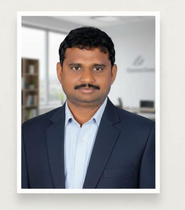 Portrait of Ramanjaneya Reddy Pasam, Head of the Microbiology Department at Resonance Pharma Training